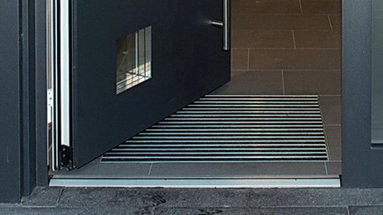 Ohne Hindernisse zum Haus gelangen | Verbraucherzentrale NRW